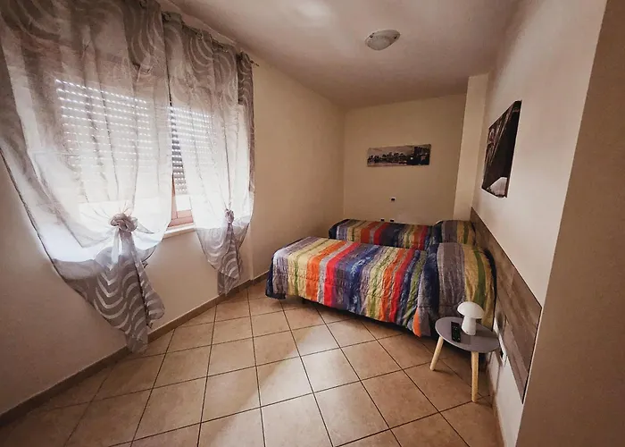 Апартаменты Residenza Montessori Авеццано